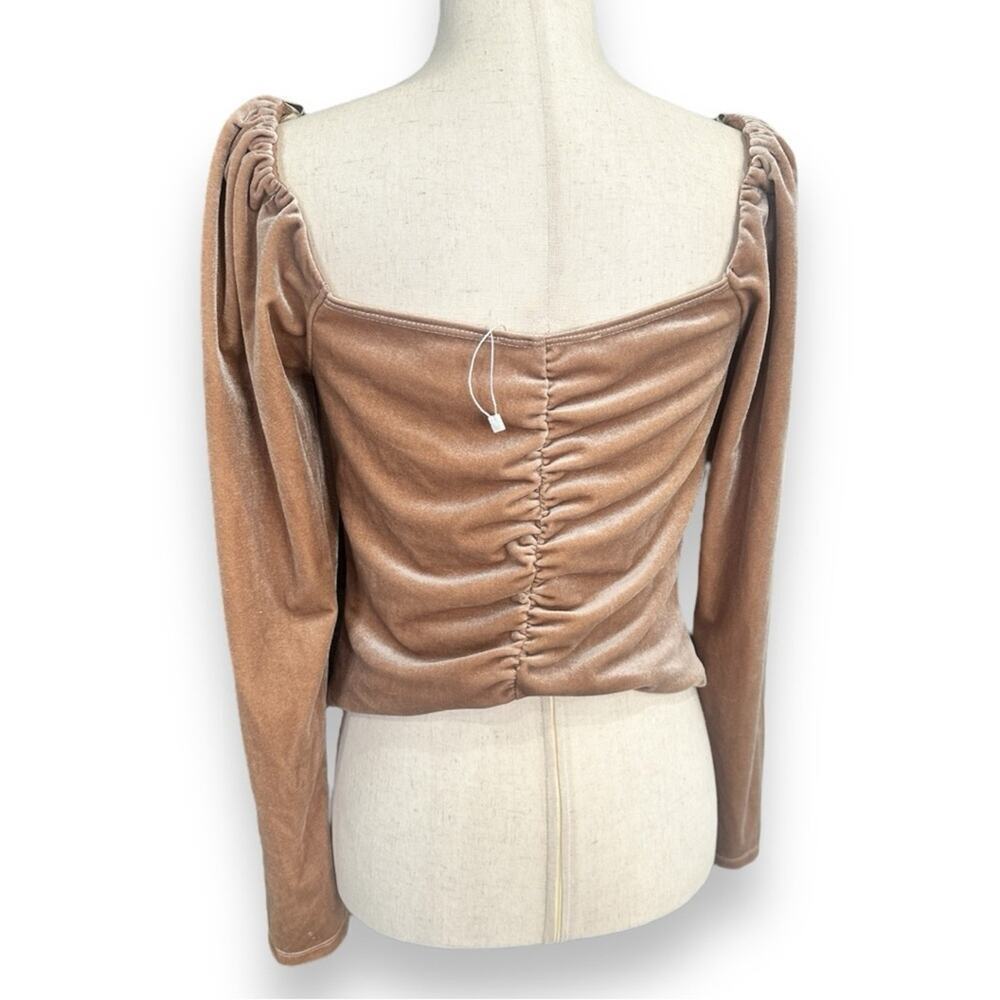 ASTR the label - Vanya Velvet Top in Blush Nude NWOT - Picture 12 of 13